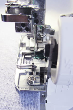 Learn to Sew a Flatlock Stitch 