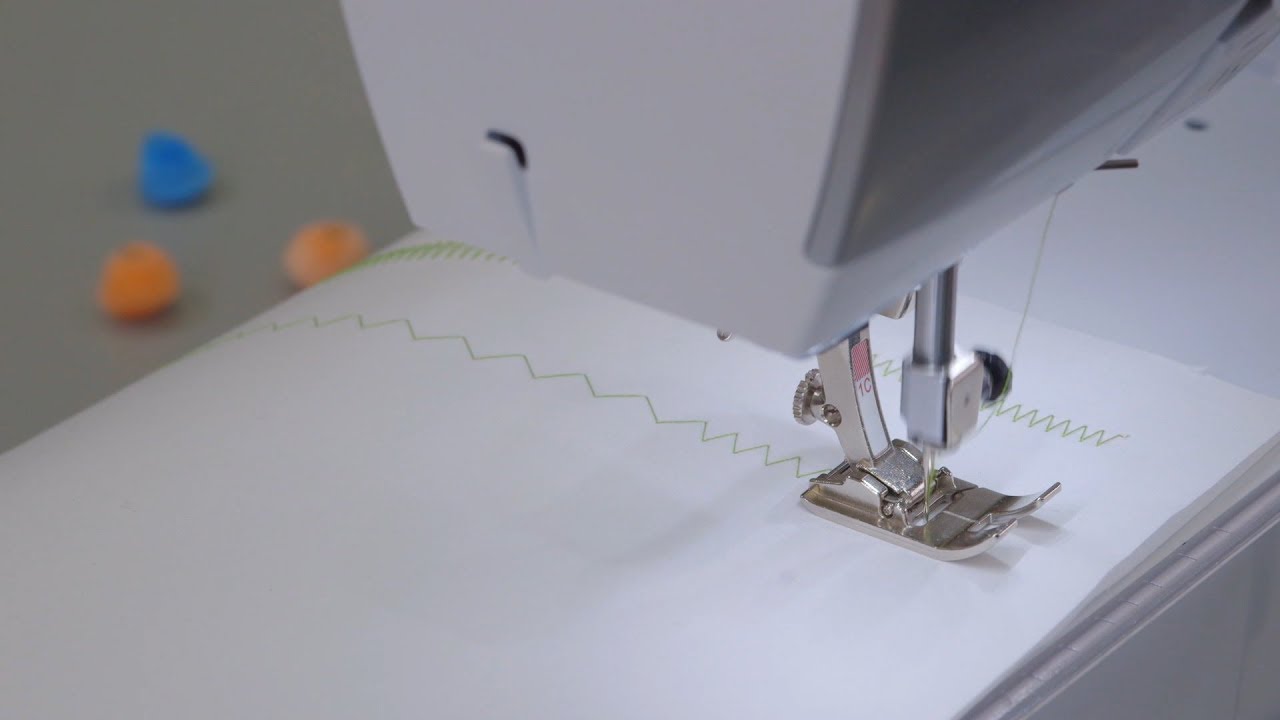 BERNINA 480 - Makelloses Design Und Perfekte Funktionalität - BERNINA